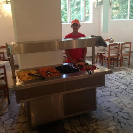 Shipka Hotel 2*